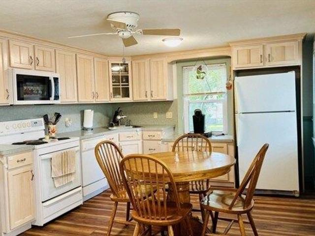 house with 3 bedroom, Bellingham MA ES105386195