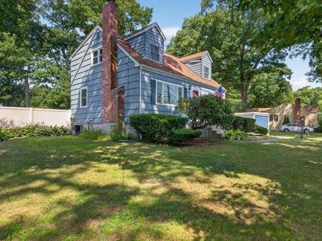 house with 3 bedroom, Bellingham MA ES105403777