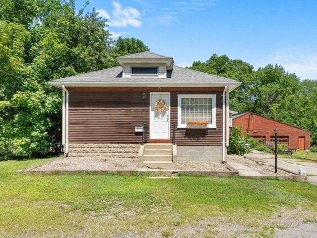 house with 3 bedroom, Bellingham MA ES105536216