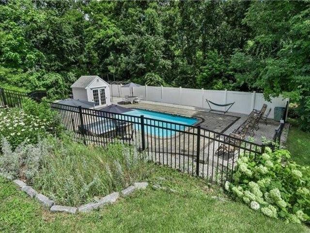 house with 3 bedroom, Bellingham MA ES105536921