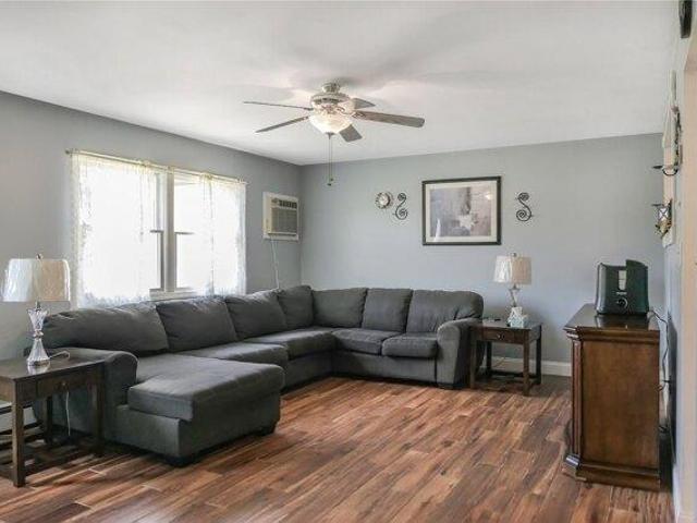 house with 3 bedroom, Bellport NY ES103501268