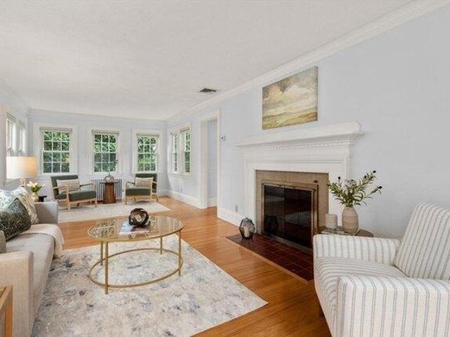 house with 3 bedroom, Belmont MA ES105652434