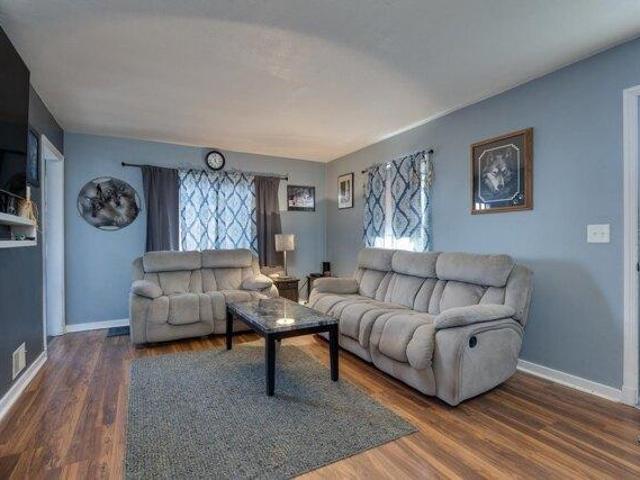 house with 3 bedroom, Beloit WI ELS103501471