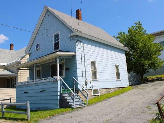 house with 3 bedroom, Berlin NH ES105192725