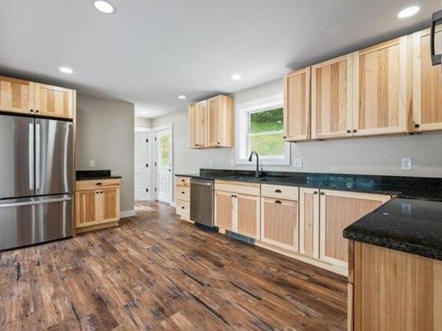 house with 3 bedroom, Berlin NH ES105193511