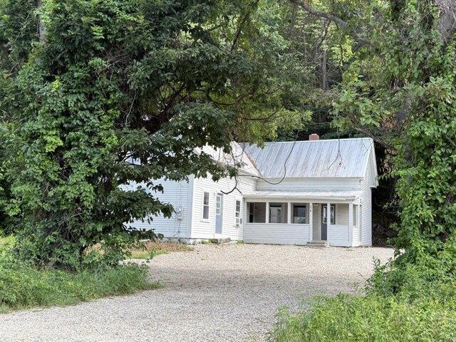 house with 3 bedroom, Bethel ME ES105631528