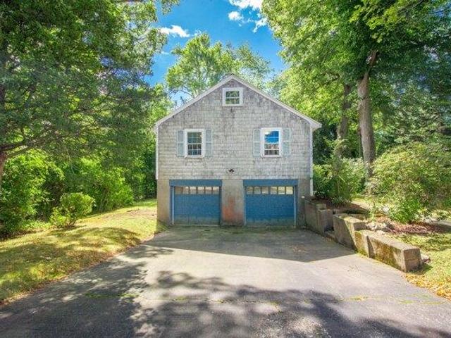 house with 3 bedroom, Beverly MA ES105577501
