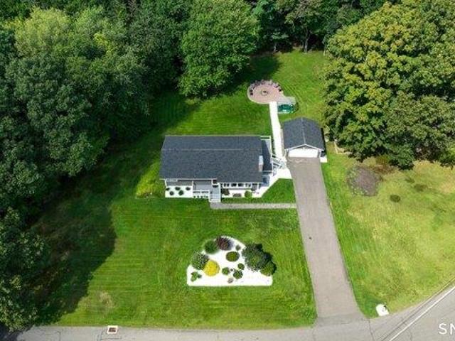 house with 3 bedroom, Bolton CT ES105562183