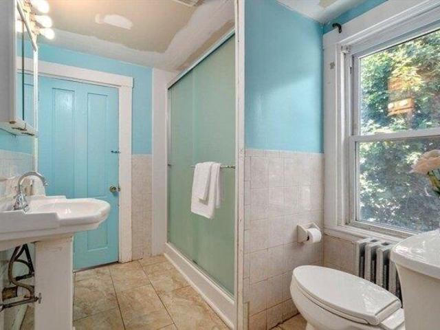 house with 3 bedroom, Boston MA ES105441336