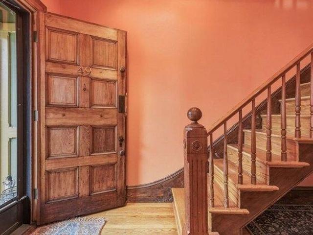 house with 3 bedroom, Boston MA ES105442327
