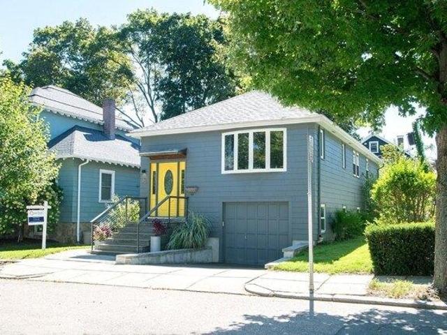 house with 3 bedroom, Boston MA ES105532400