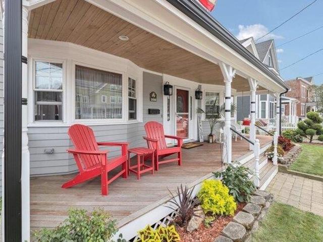 house with 3 bedroom, Boston MA ES105574622