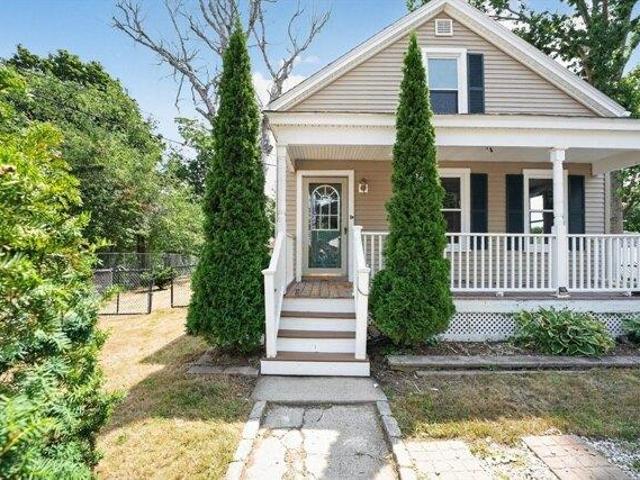 house with 3 bedroom, Boston MA ES105577426