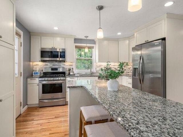 house with 3 bedroom, Boston MA ES105611855