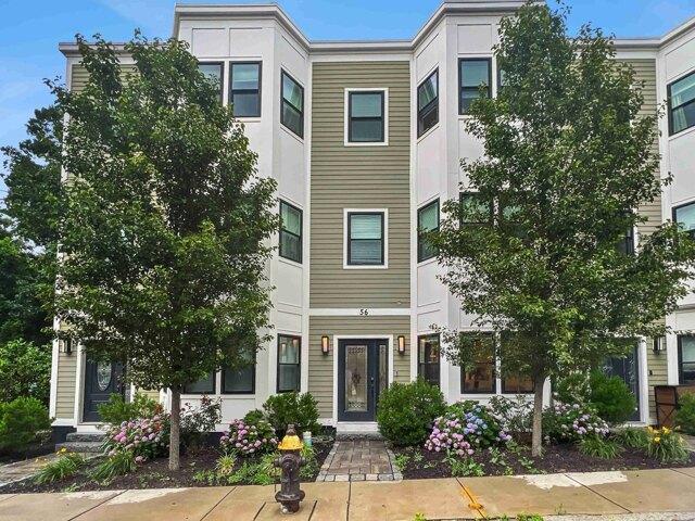 house with 3 bedroom, Boston MA ES105614287
