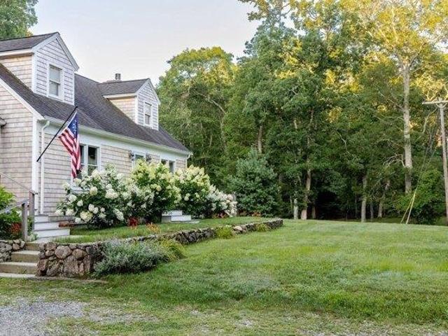 house with 3 bedroom, Bourne MA ES105512246