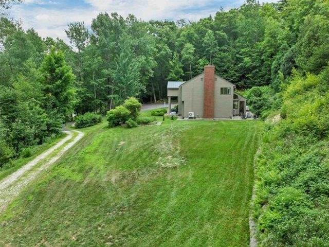 house with 3 bedroom, Bow NH ES105401560