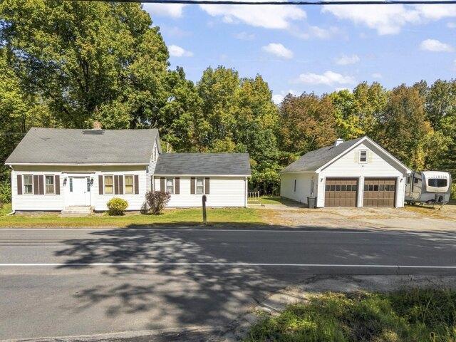 house with 3 bedroom, Bowdoin ME ES105682508
