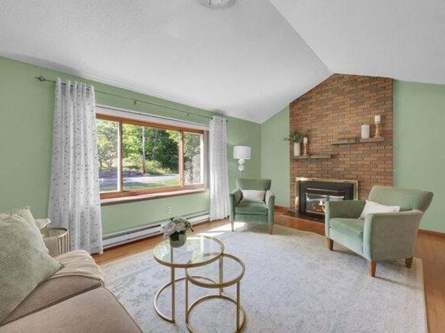 house with 3 bedroom, Boylston MA ES105511184