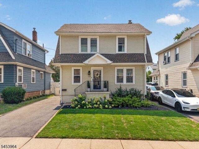 house with 3 bedroom, Bloomfield NJ ES105660742