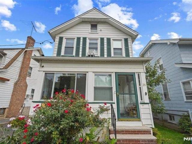 house with 3 bedroom, Bloomfield NJ ES105721894