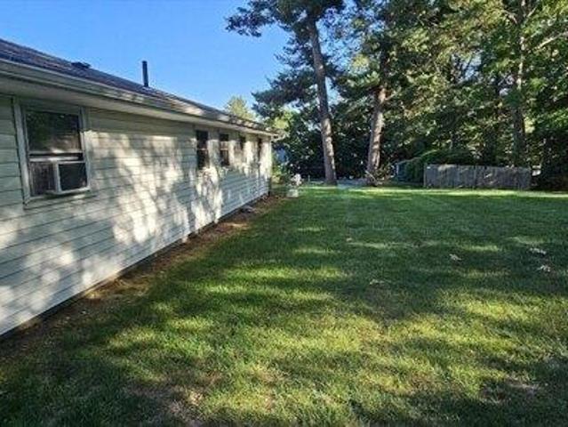 house with 3 bedroom, Brockton MA ES105415127