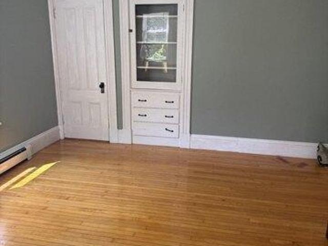 house with 3 bedroom, Brockton MA ES105427975