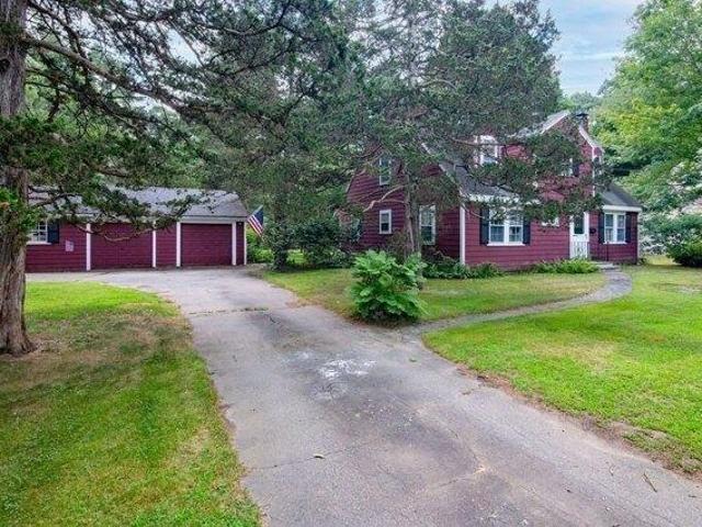 house with 3 bedroom, Brockton MA ES105537340