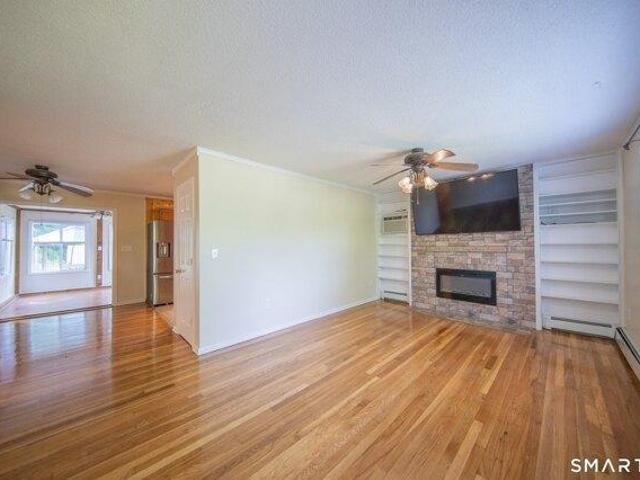 house with 3 bedroom, Brooklyn CT ES104571667