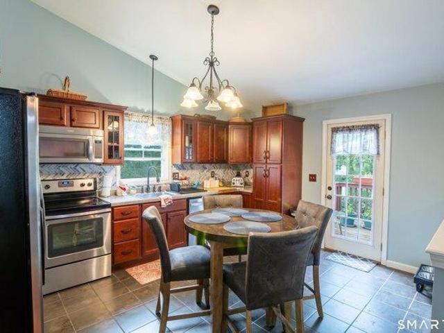 house with 3 bedroom, Brooklyn CT ES105277538