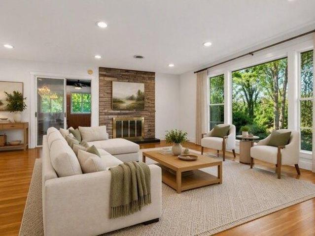 house with 3 bedroom, Brookline MA ES105548113