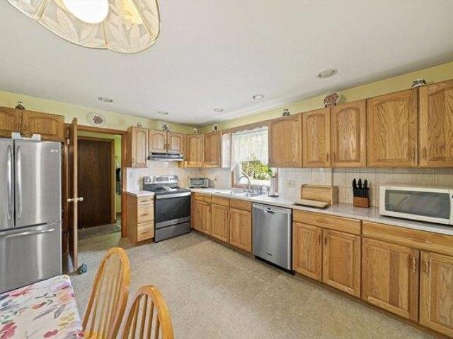 house with 3 bedroom, Braintree MA ES104511950