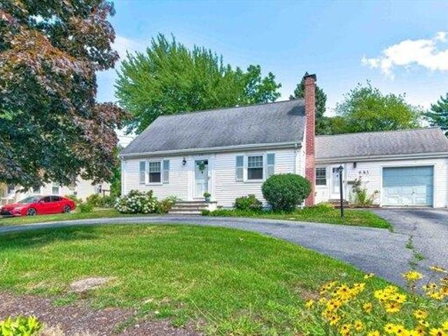 house with 3 bedroom, Braintree MA ES105511450