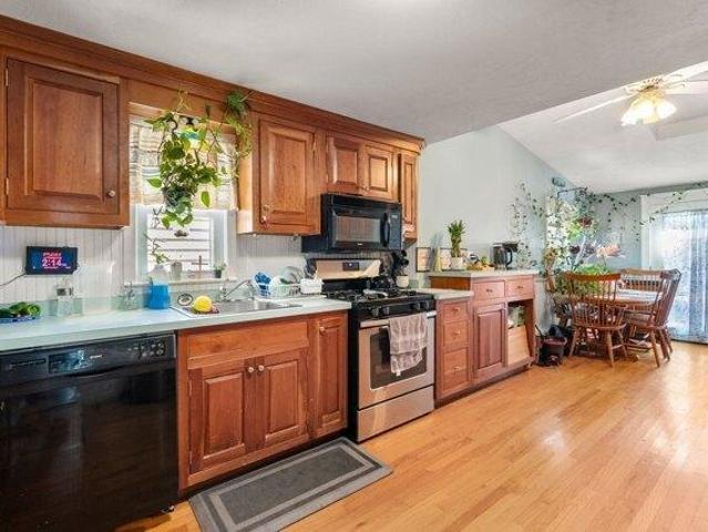 house with 3 bedroom, Braintree MA ES105553145