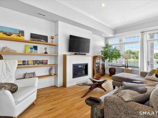 house with 3 bedroom, Branford CT ES105558493