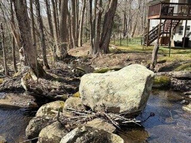 house with 3 bedroom, Brimfield MA ES105614541