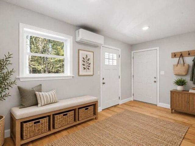 house with 3 bedroom, Brunswick ME ES105588410