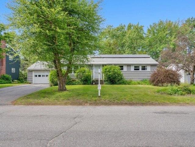 house with 3 bedroom, Brunswick ME ES105660106