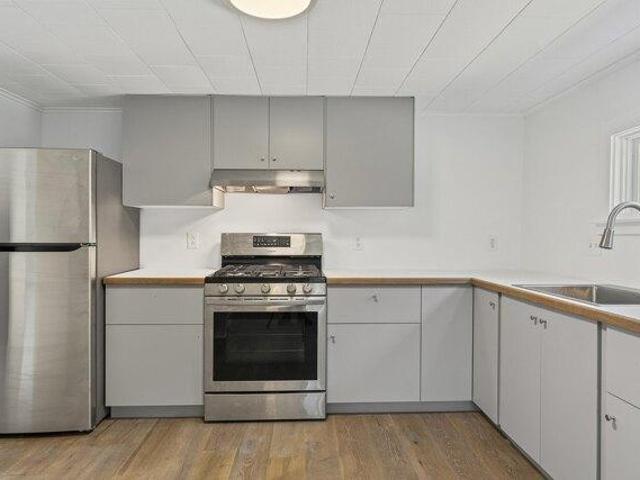 house with 3 bedroom, Brunswick ME ES105726311