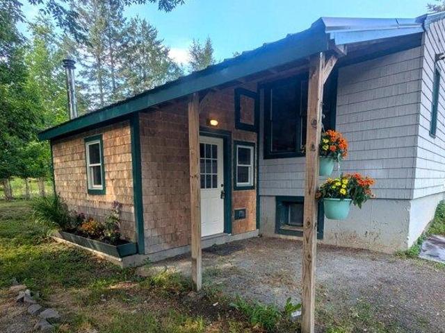 house with 3 bedroom, Bucksport ME ES105662733