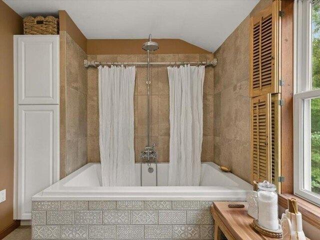 house with 3 bedroom, Bucksport ME ES105872109