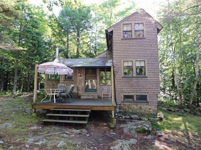 house with 3 bedroom, Bucksport ME ES105888342
