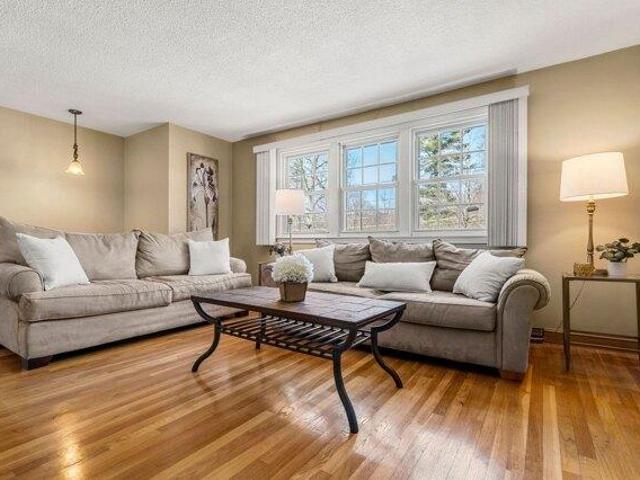 house with 3 bedroom, Burlington MA ES105536165