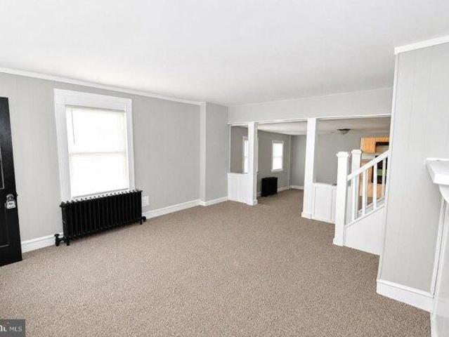 house with 3 bedroom, Burlington NJ ES105288388
