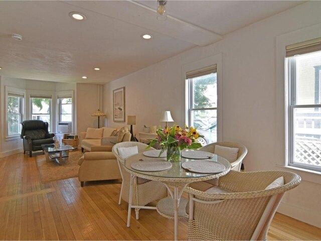 house with 3 bedroom, Burlington VT ES104566971