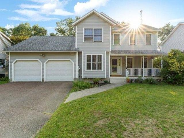 house with 3 bedroom, Burlington VT ES105442811