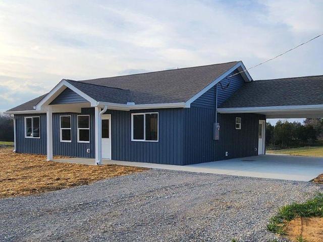 house with 3 bedroom, Byrdstown TN ELS100973589