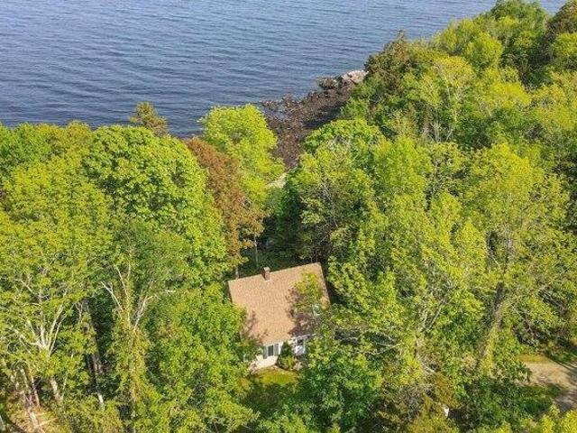 house with 3 bedroom, Camden ME ES105750581