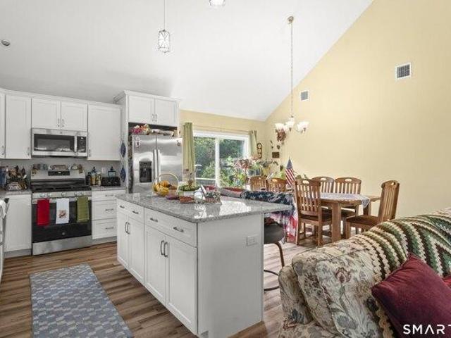 house with 3 bedroom, Canterbury CT ES104606228