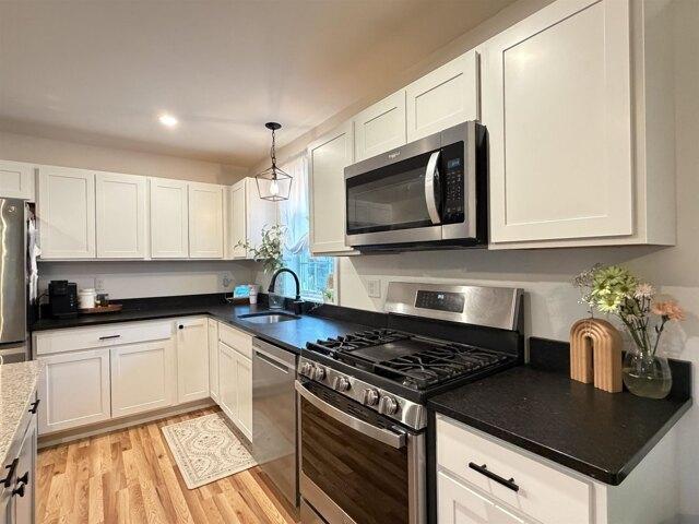 house with 3 bedroom, Canaan NH ES105474678